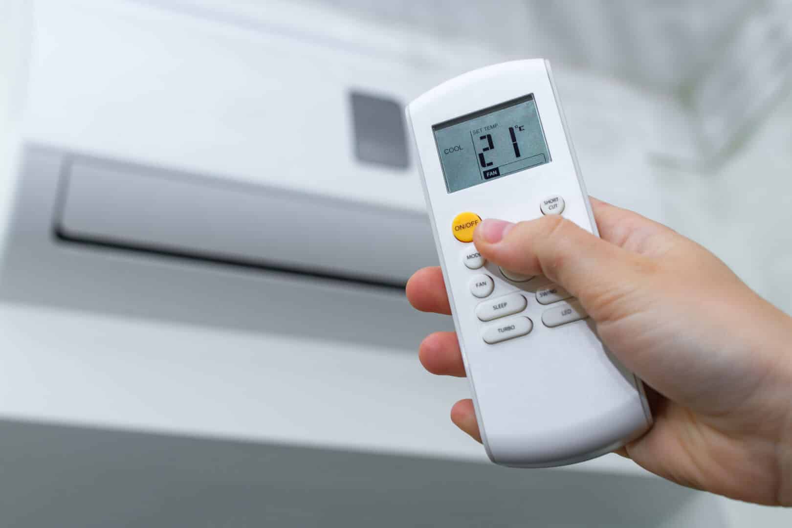 Air Conditioner wth Remote Image